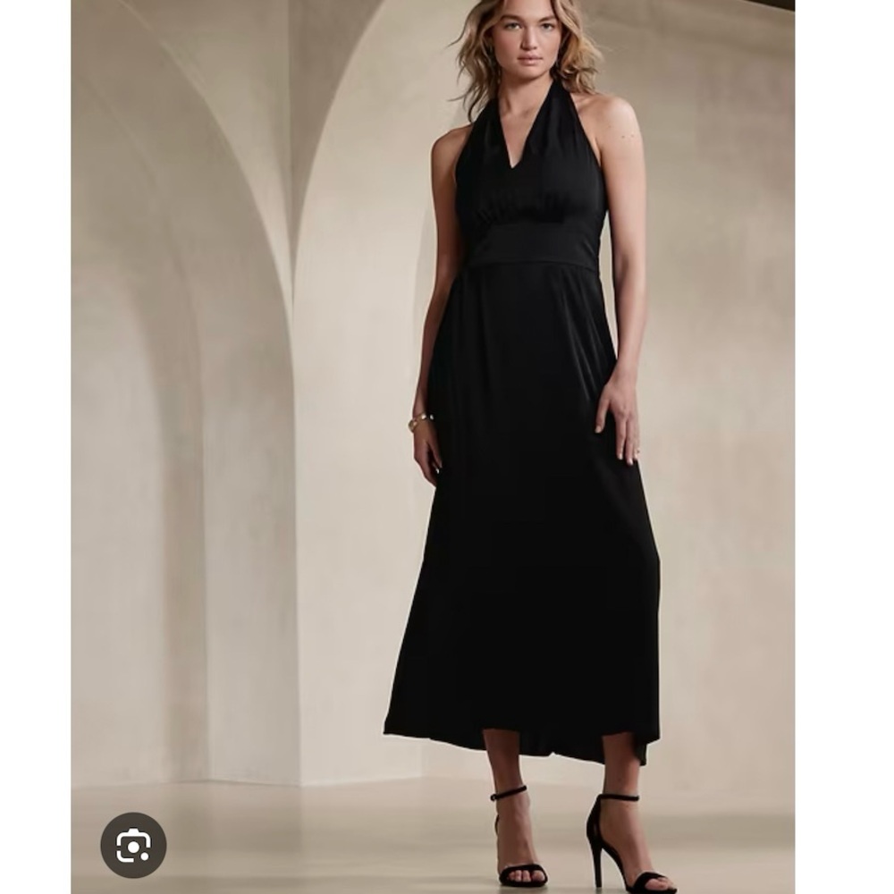 Elegant Black Halter Maxi Dress